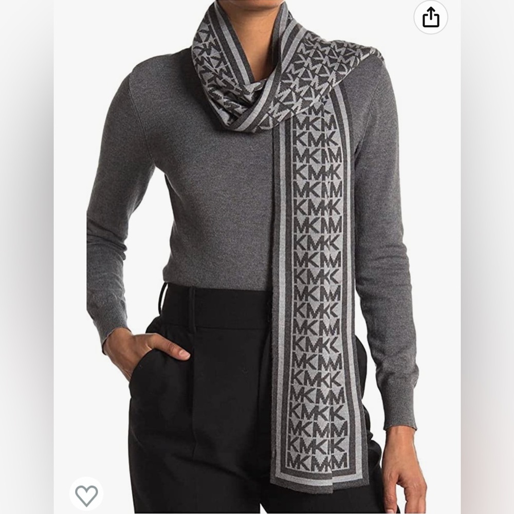 Michael Kors logo print muffler scarf in Pearl Heather